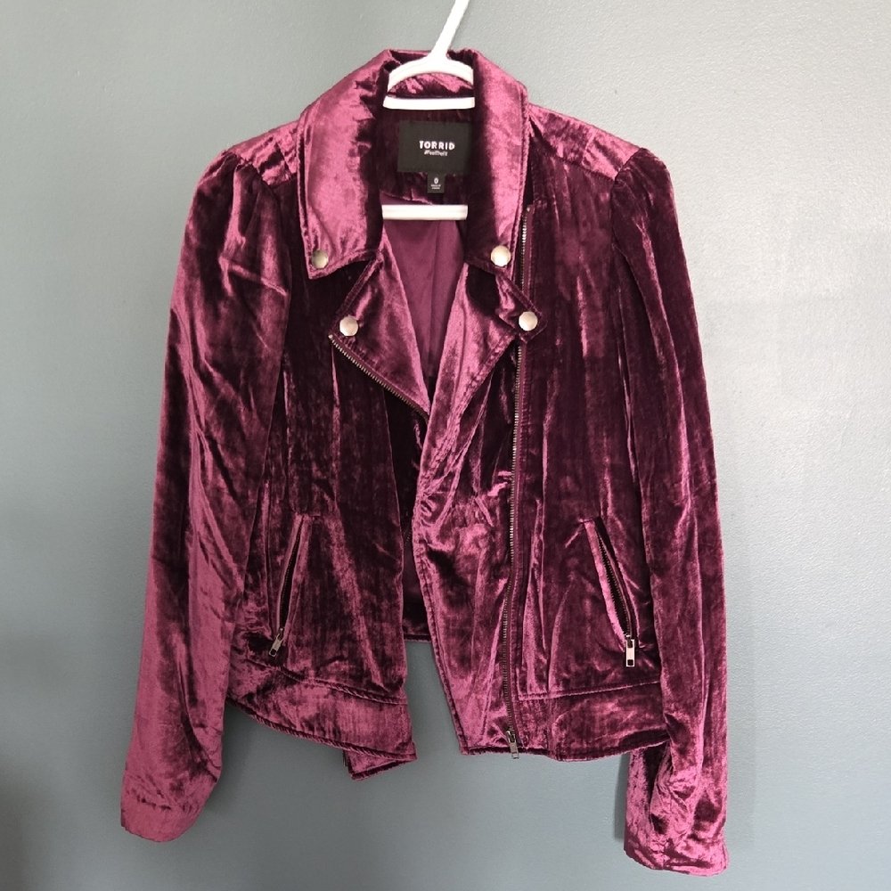 Torrid Women's Rich Velvet Bomber Jacket - Deep Purple
